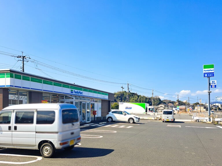 ファミリーマート松江西浜佐陀店まで532m (徒歩7分)