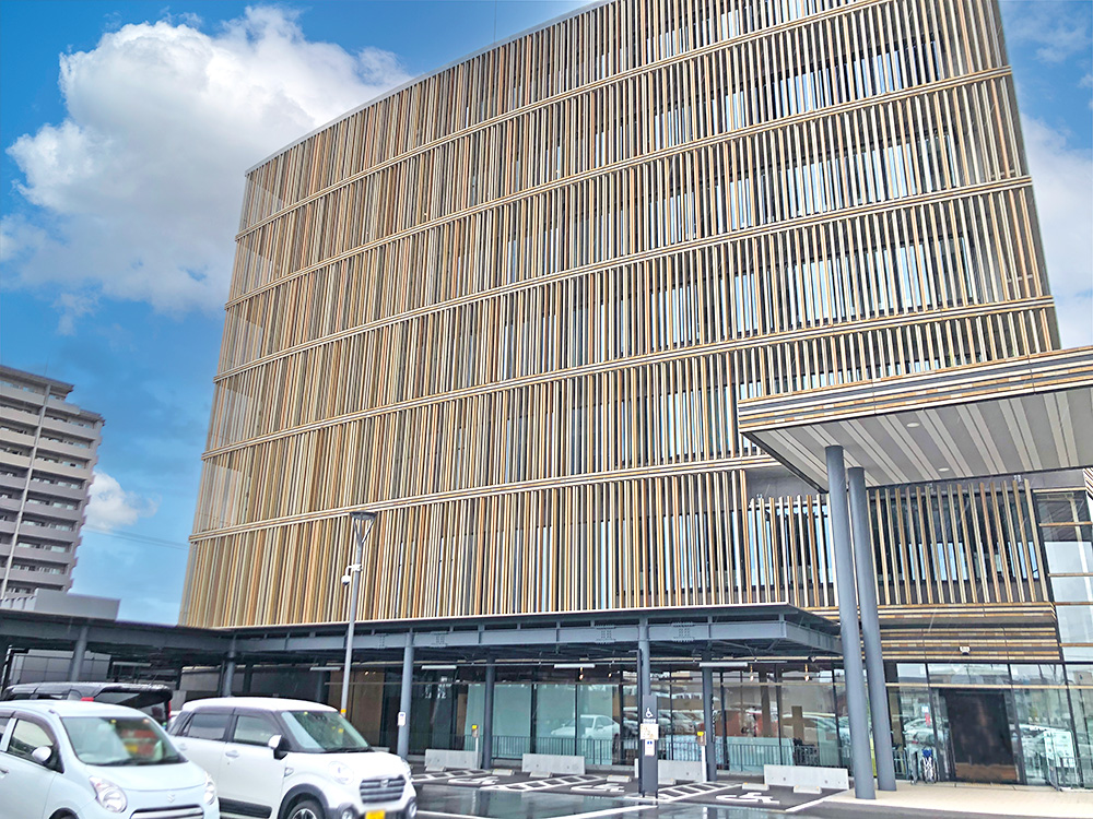 鳥取市役所まで1124m (車3分)