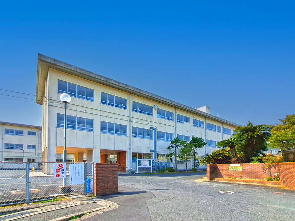 松江市立法吉小学校まで1189m (徒歩15分)