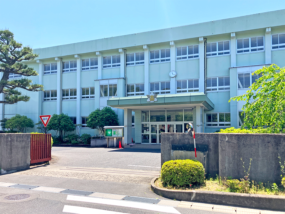 鳥取県立鳥取東高校まで1152m （徒歩15分）