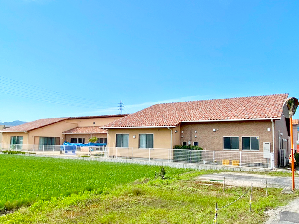 かなで保育園まで350m （徒歩5分）