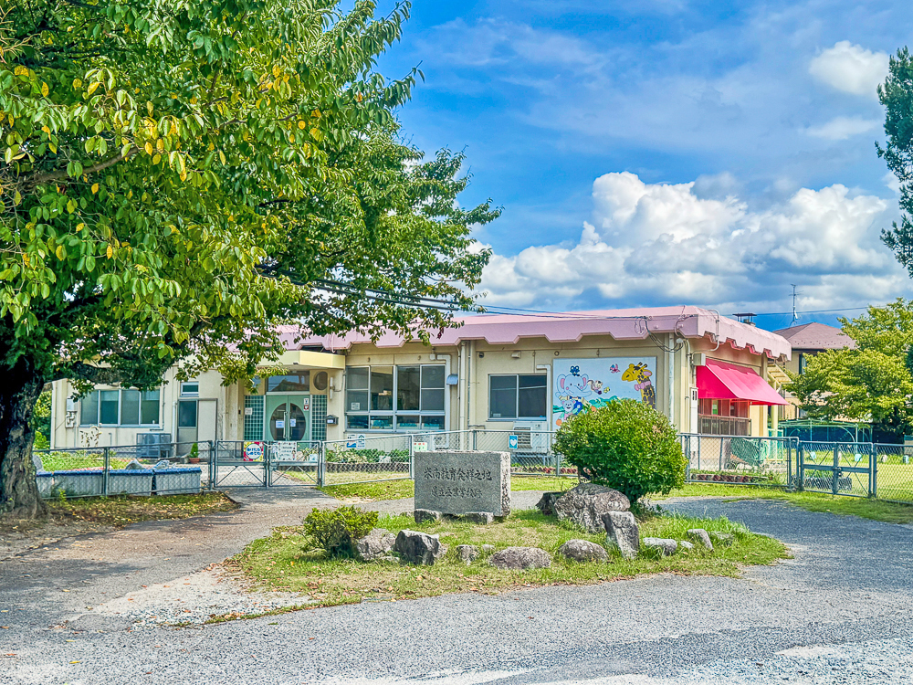 米子市こたか保育園まで865m (徒歩11分)