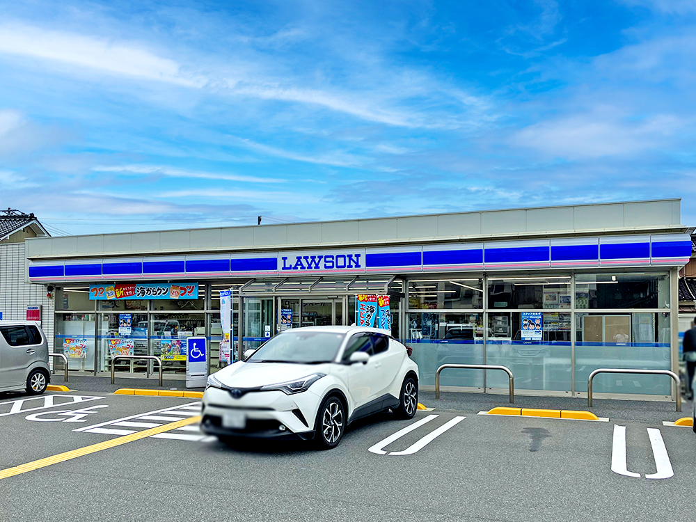 ローソン鳥取西品治店まで636m （徒歩8分）