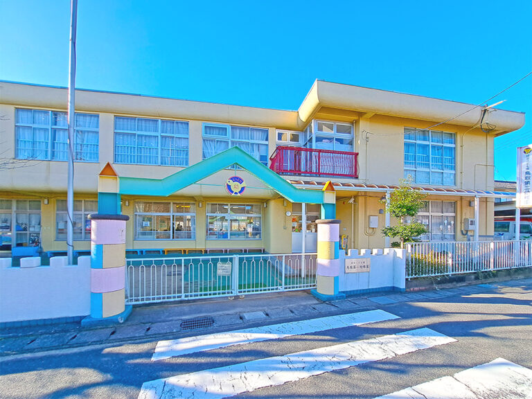 認定こども園鳥取第二幼稚園まで421m (徒歩6分)