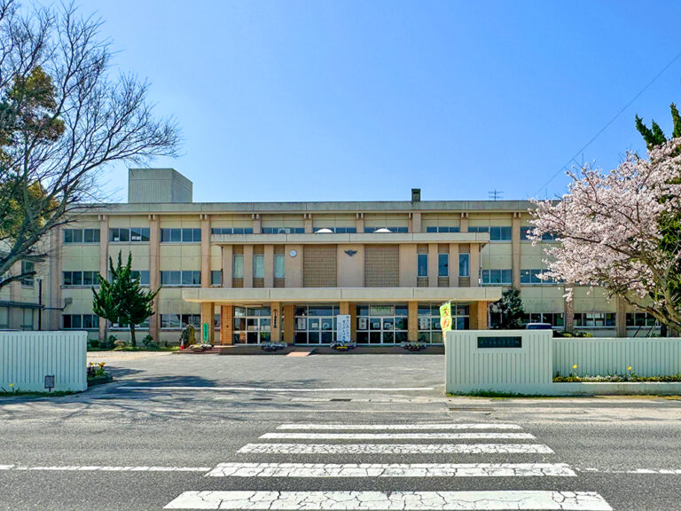 米子市立福生中学校まで979m （徒歩13分）
