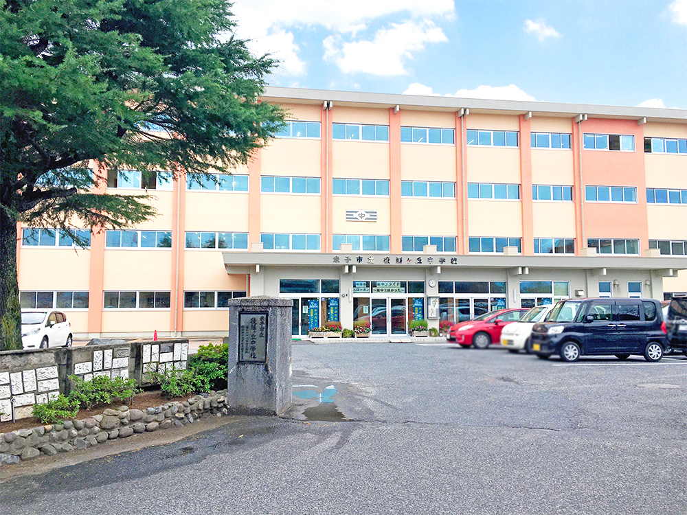 米子市立後藤ケ丘中学校まで702m （徒歩9分）