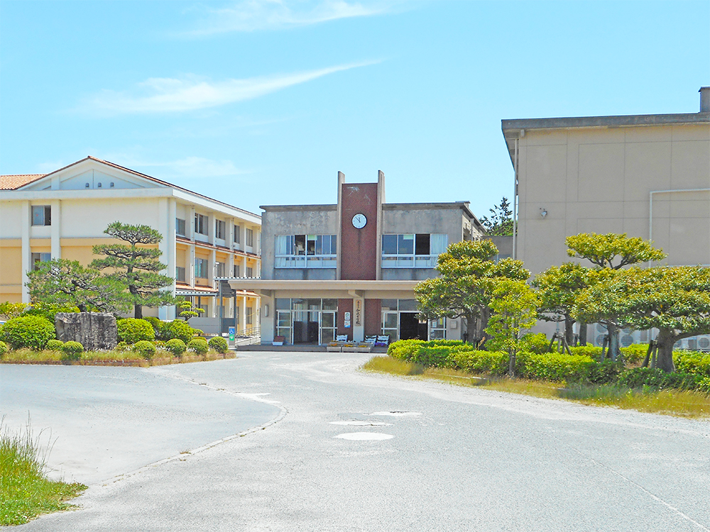 米子市立加茂中学校まで544m （徒歩7分）