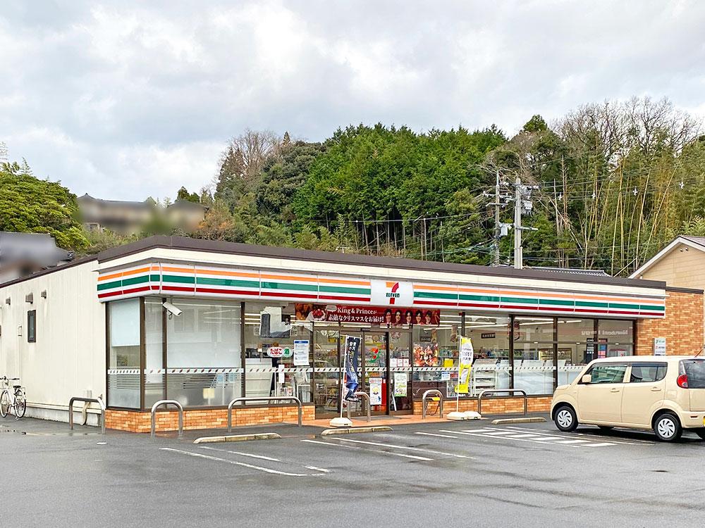 セブンイレブン松江東奥谷町店まで730m （徒歩10分）