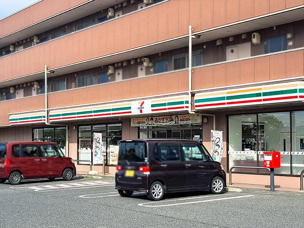 セブンイレブン東出雲インター店まで268m （徒歩4分）