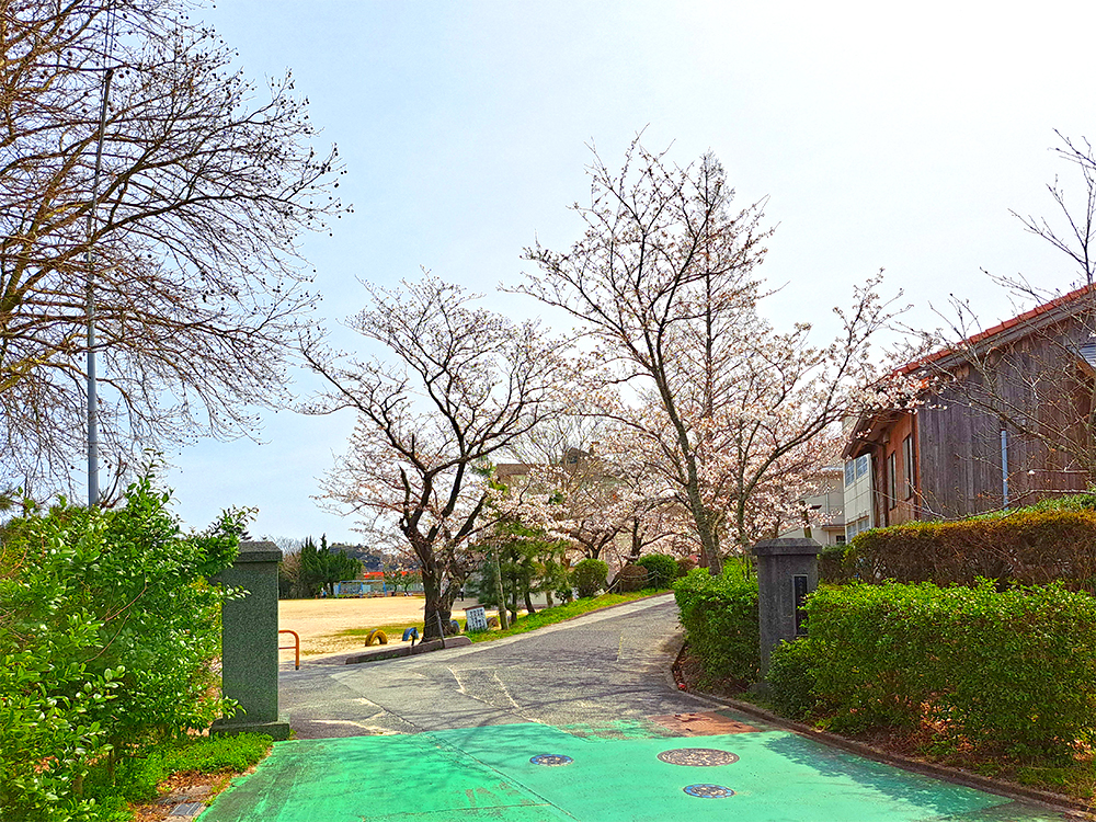松江市立出雲郷小学校まで1226m （徒歩16分）