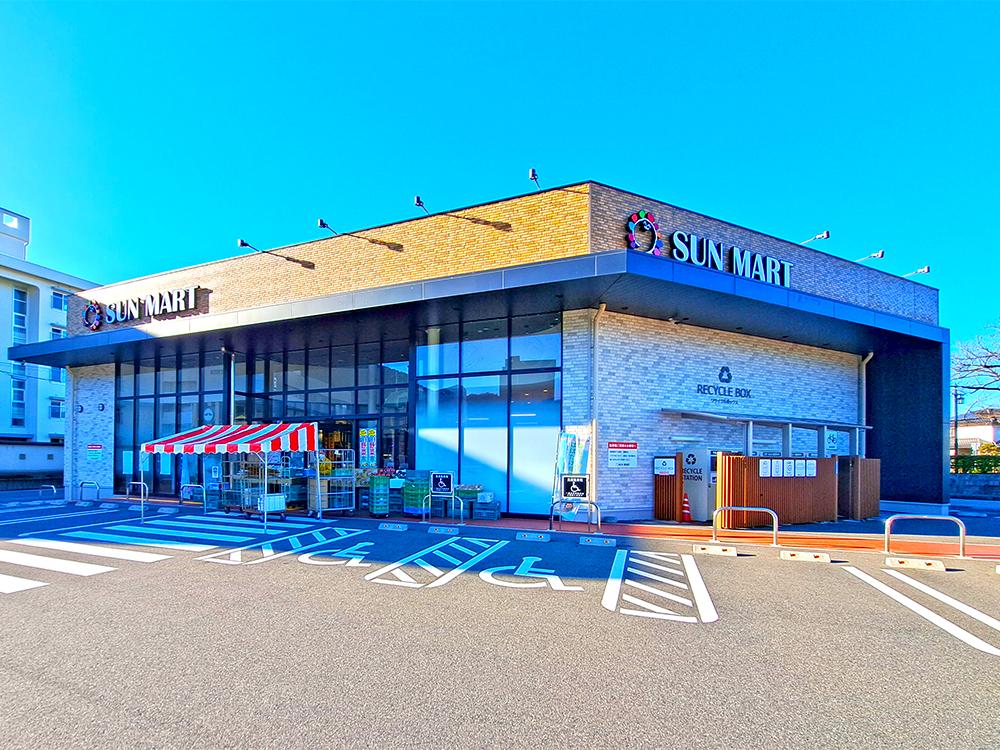 サンマート湯所店まで433m （徒歩6分）