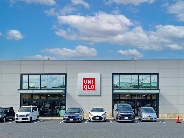 ユニクロ米子新開店まで688m（徒歩9分）