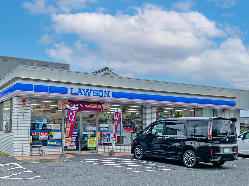 ローソン境港市役所前店まで855m （車3分）