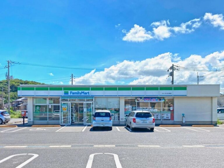 ファミリーマートJAいずも塩冶東店まで546m （徒歩7分）