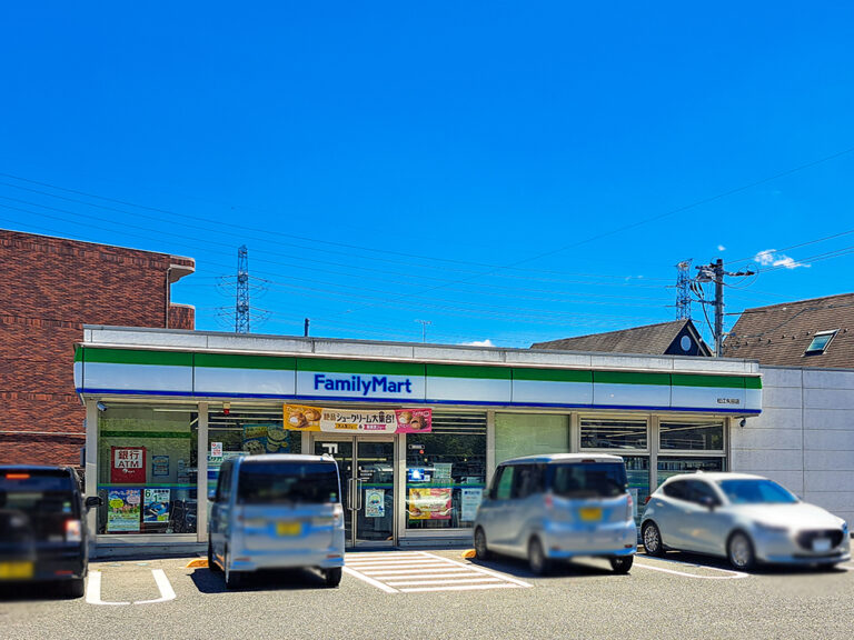 ファミリーマート松江矢田店まで318m （徒歩4分）